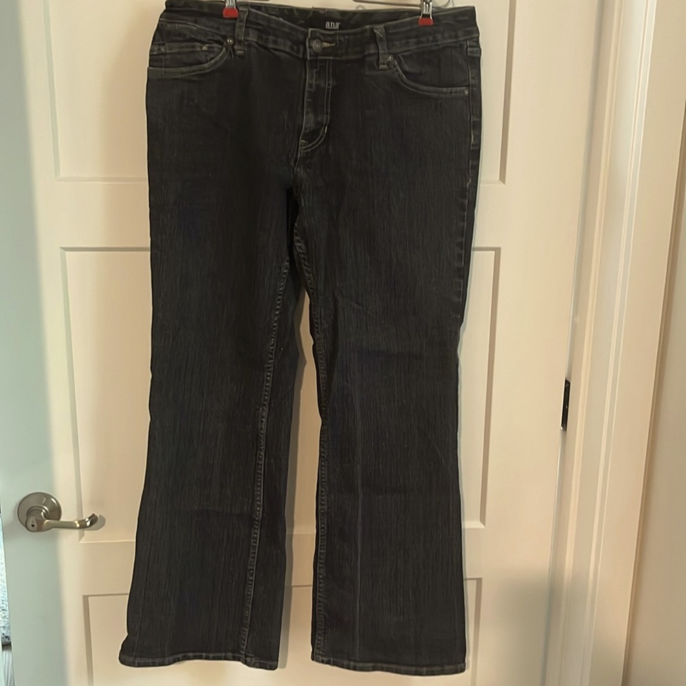 A.n.a women’s size 16 flare leg jeans